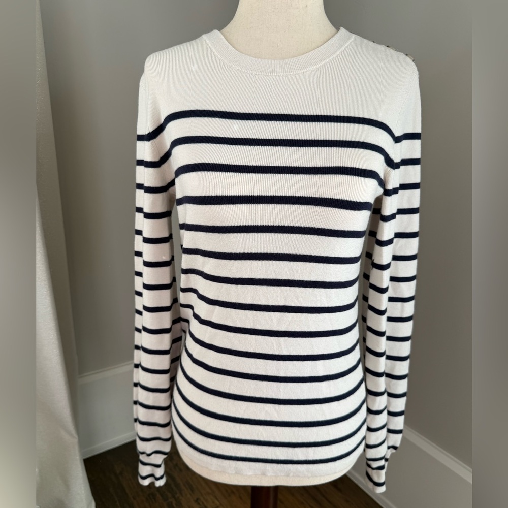 NEW NVR WORN ANN TAYLOR LITE SWEATER BLOUSE! STYLISH IVORY W/NAVY BLUE STRIPES!